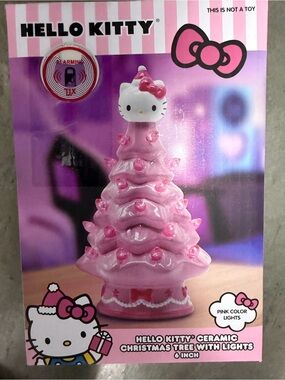 NWT Hello Kitty Pink Ceramic Holiday Tree Sw Lights